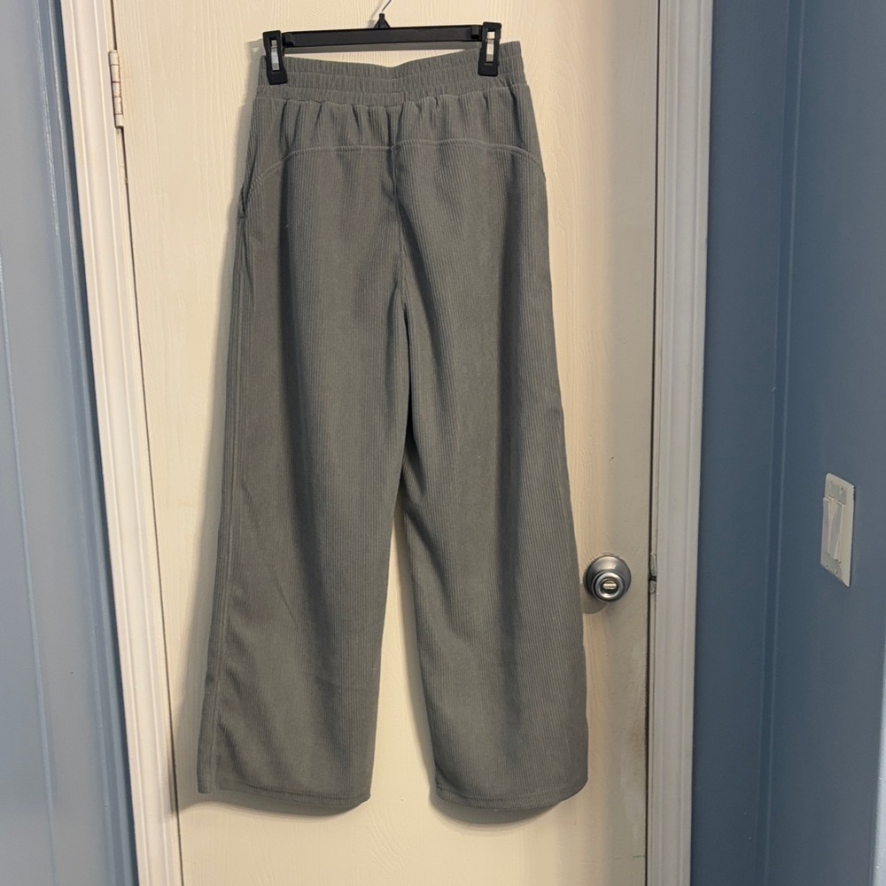 HALARA Gray Wide Leg Pants - Picture 4 of 6